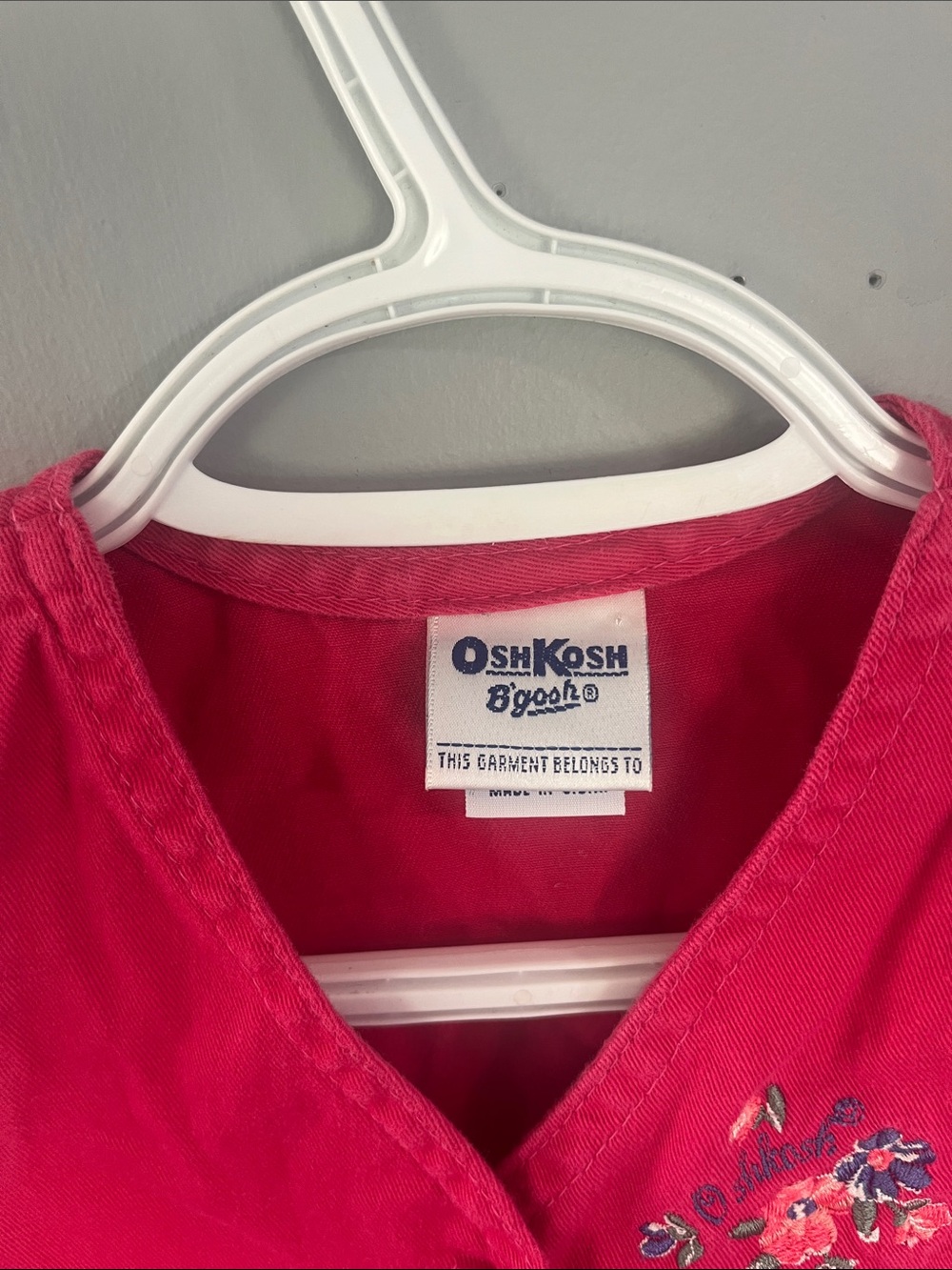 OshKosh B'gosh PinkSleeveless Dress with Embroidered Floral Accent 2T - Picture 2 of 8